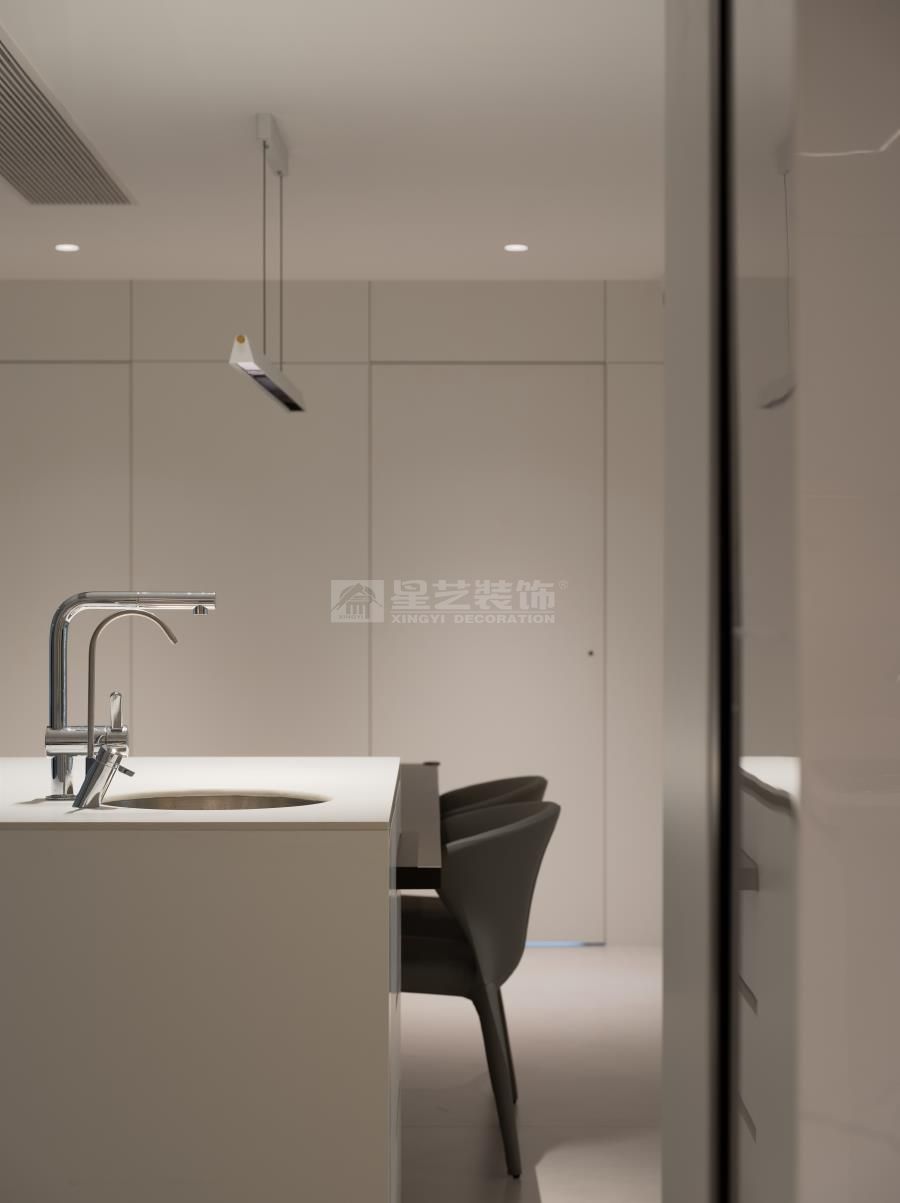 极简设计艺术：138㎡小户型也能拥有168㎡的开放感(图9)