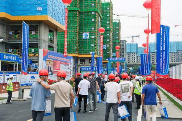 4fceff65-c581-4188-93e5-90944575957b.jpeg 南昌市住建领域安全生产月活动推进会圆满举行(图8)