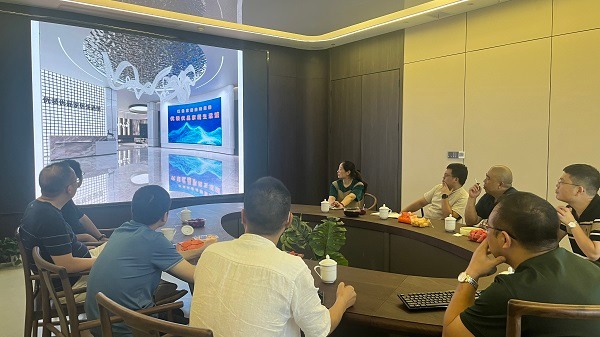 图片4.jpg 图片4.jpg