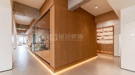 自然与现代交融的高效办公空间设计(图7)