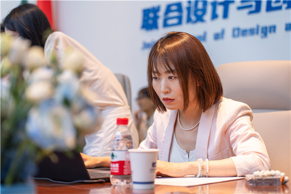 中国建筑装饰集团有限公司西北分公司设计院院长助理 柳蔷.jpg 中国建筑装饰集团有限公司西北分公司设计院院长助理 柳蔷.jpg