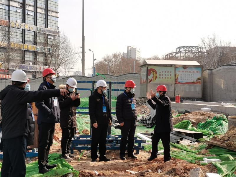 公司加大检查力度 确保安全文明施工(图1) 公司加大检查力度 确保安全文明施工(图1)