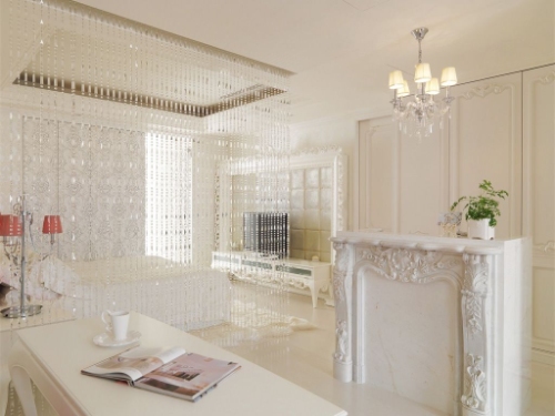 灵泉装饰资讯中心 - 水晶珠帘设计、定制案例与家居艺术趋势(图3)