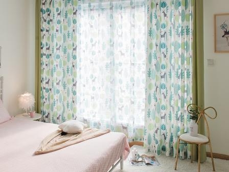 灵泉装饰：北欧风家居的温柔边界，水晶帘与窗帘的极简定制美学(图2)