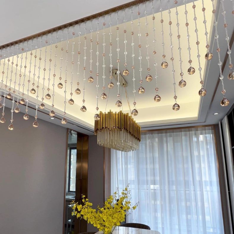 简约不简单!水晶帘极简美学指南,让家居隔断自带高级感(图1) 简约不简单!水晶帘极简美学指南,让家居隔断自带高级感(图1)